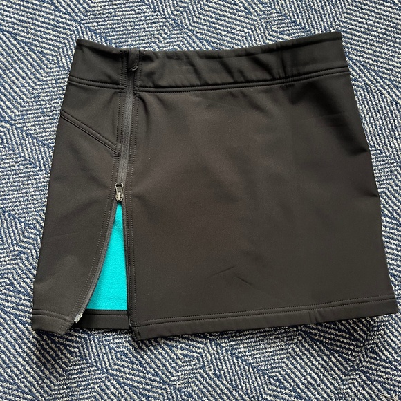 Title Nine Bun Warmer Skirt - Picture 1 of 4